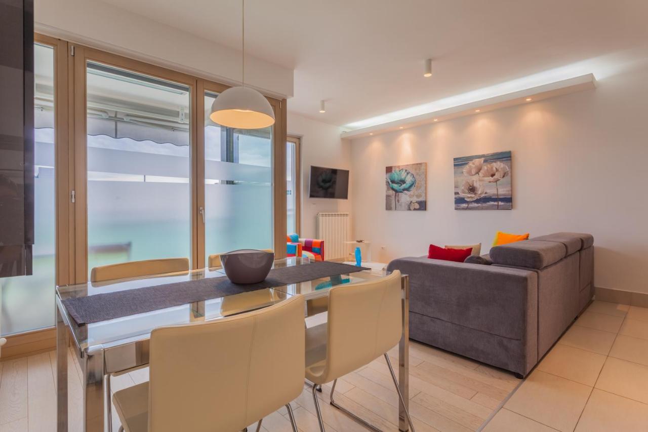 Apartman Laura Rijeka Exterior photo